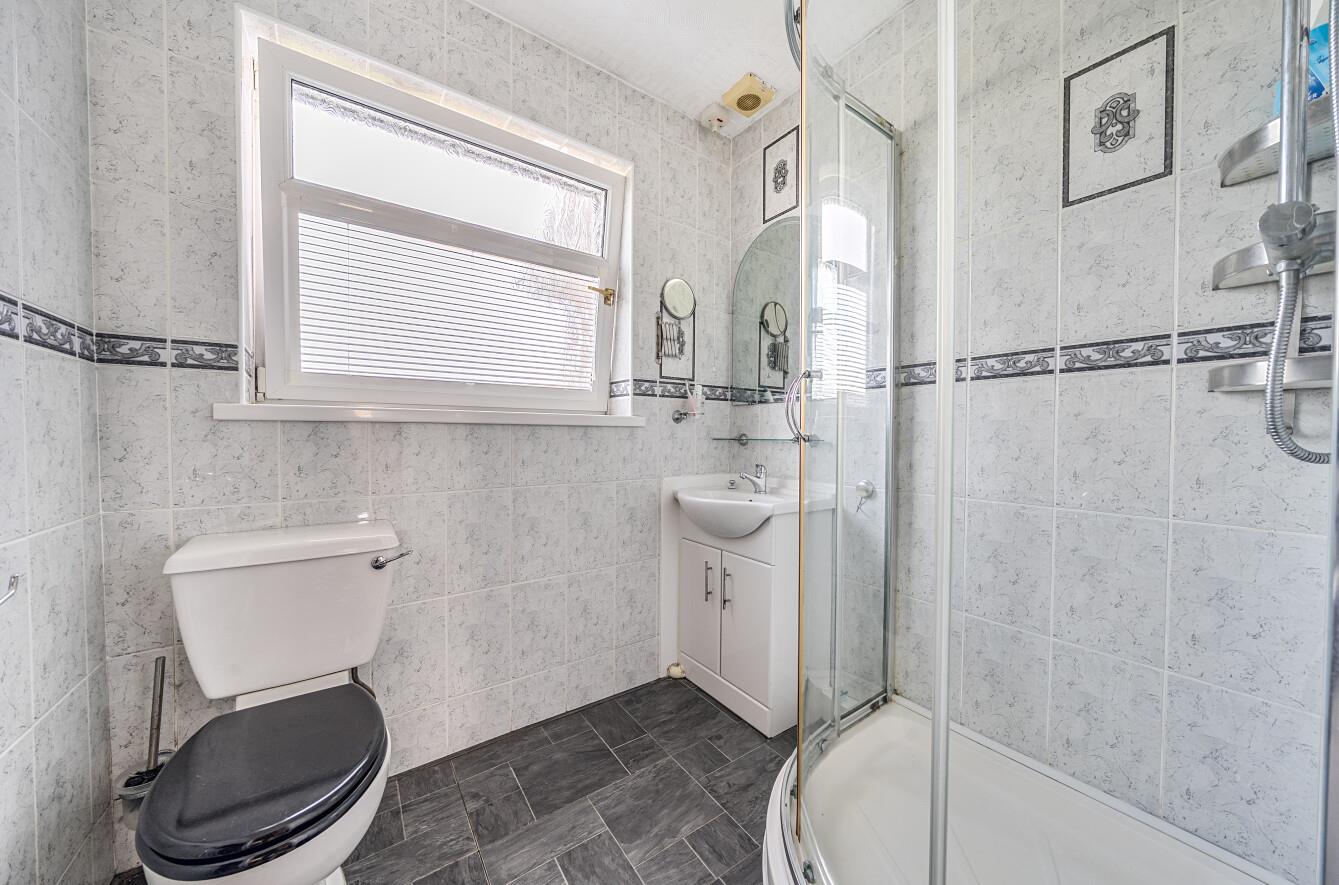 Derlwyn, Dunvant, Swansea, SA2 7PN